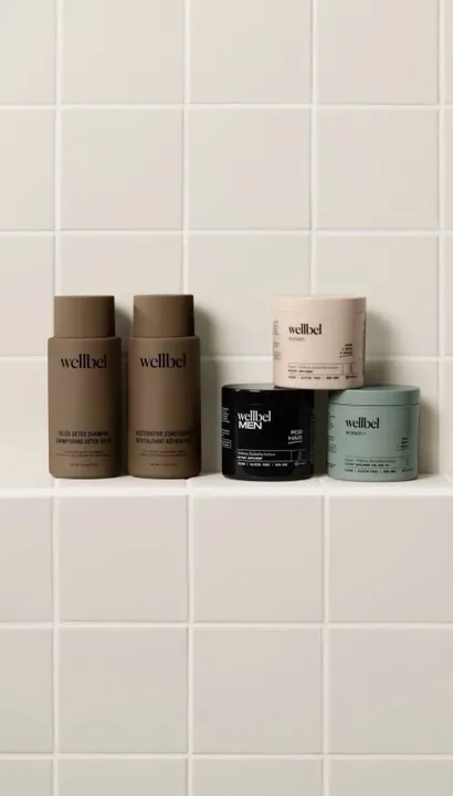 Línea de productos sobre azulejos